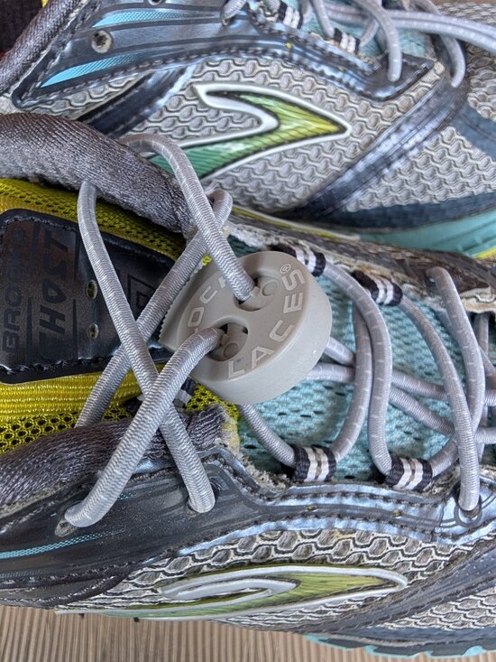 Women's Brooks Ghost 6 Running Shoes Size 9 Wide - Picture 7 of 12